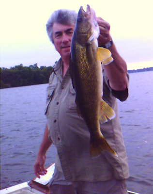 Lake Minnetonka Walleye on a Slippery Slider